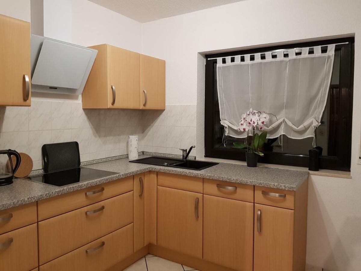 Ferienwohnung Tinas Beauty เนคคาร์ชไตนัค ภายนอก รูปภาพ